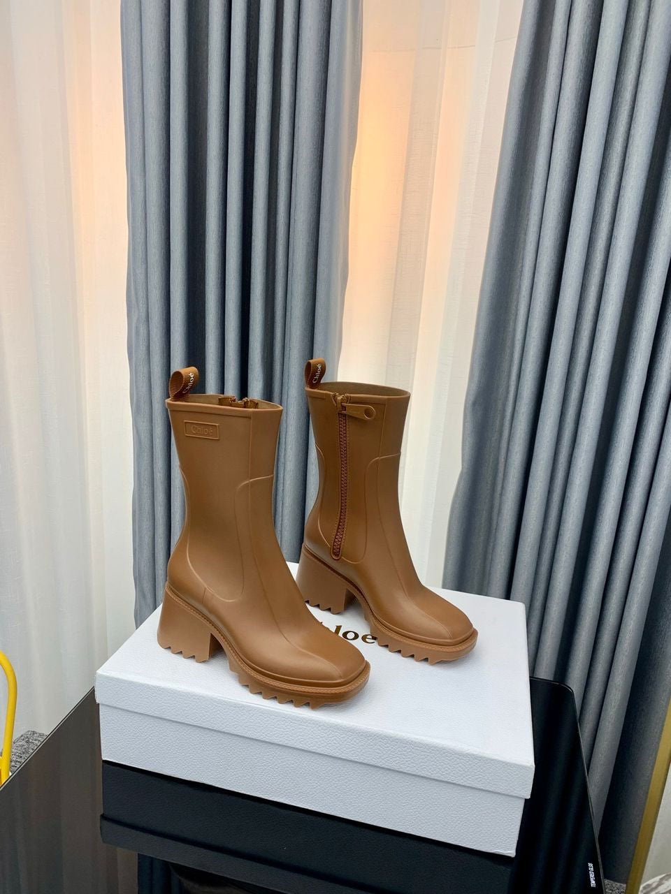 Trendy 2023 Brown boot