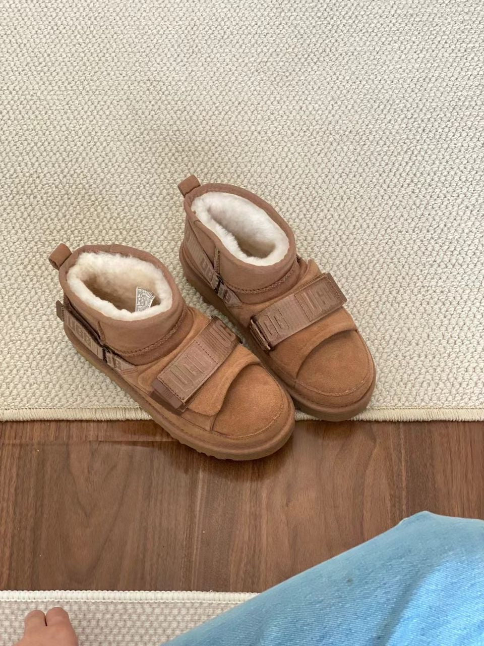 Ugg Low waist boot lase brown