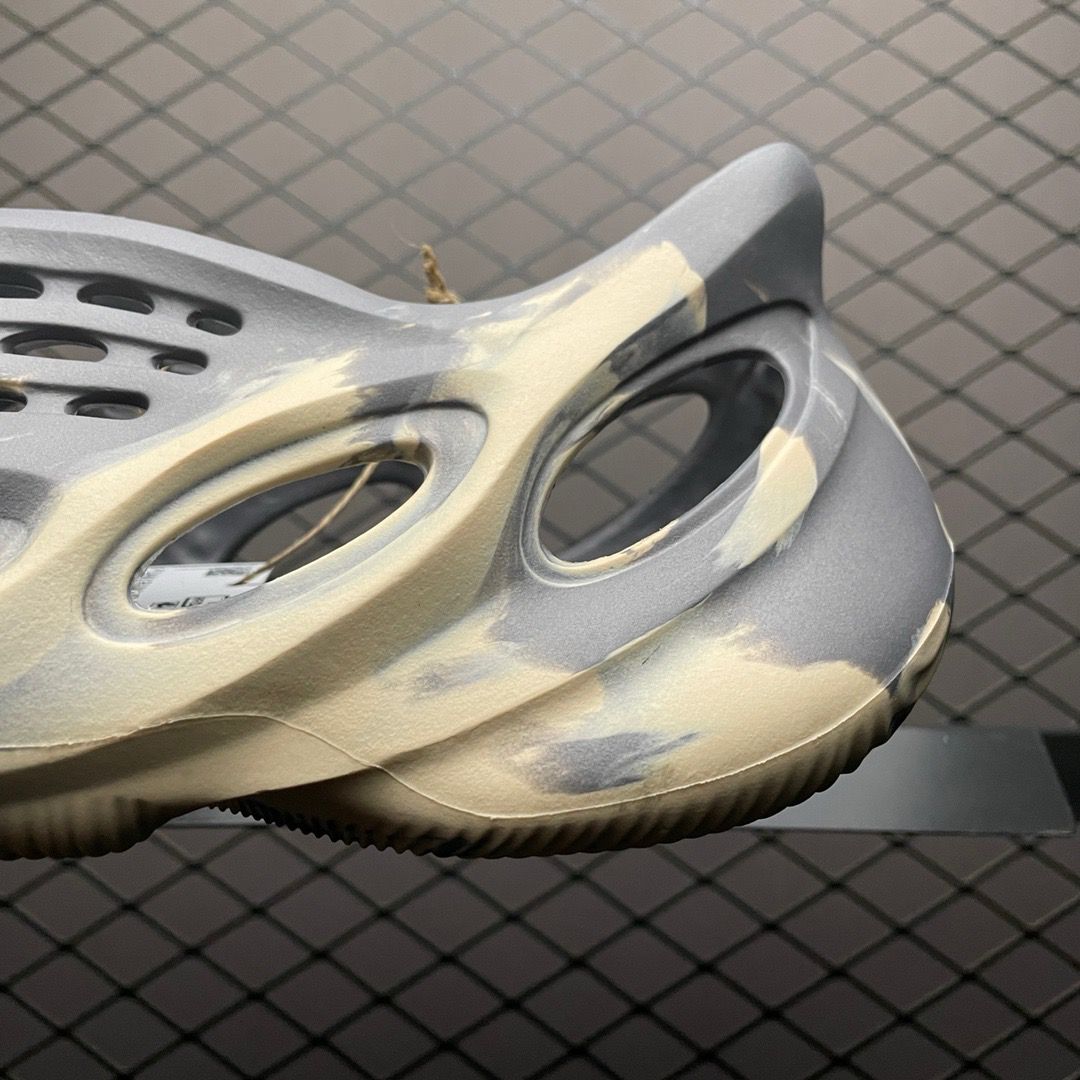 Adidas Yeezy Foam Runner Onyx