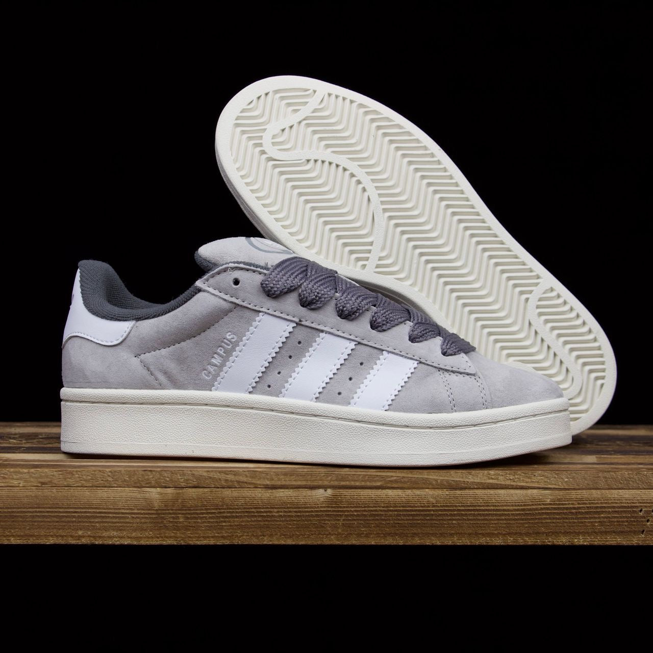 Adidas Campus 00s