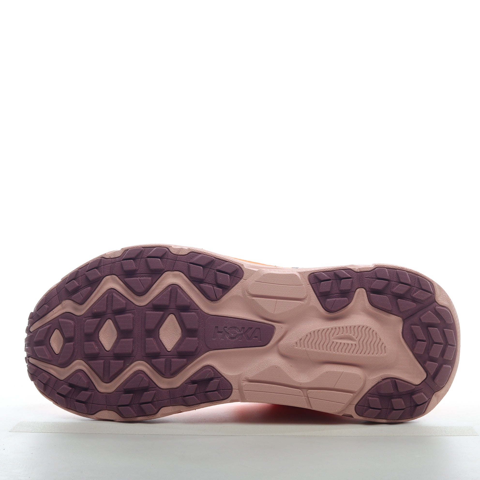 Hoka One One Challenger Art 7