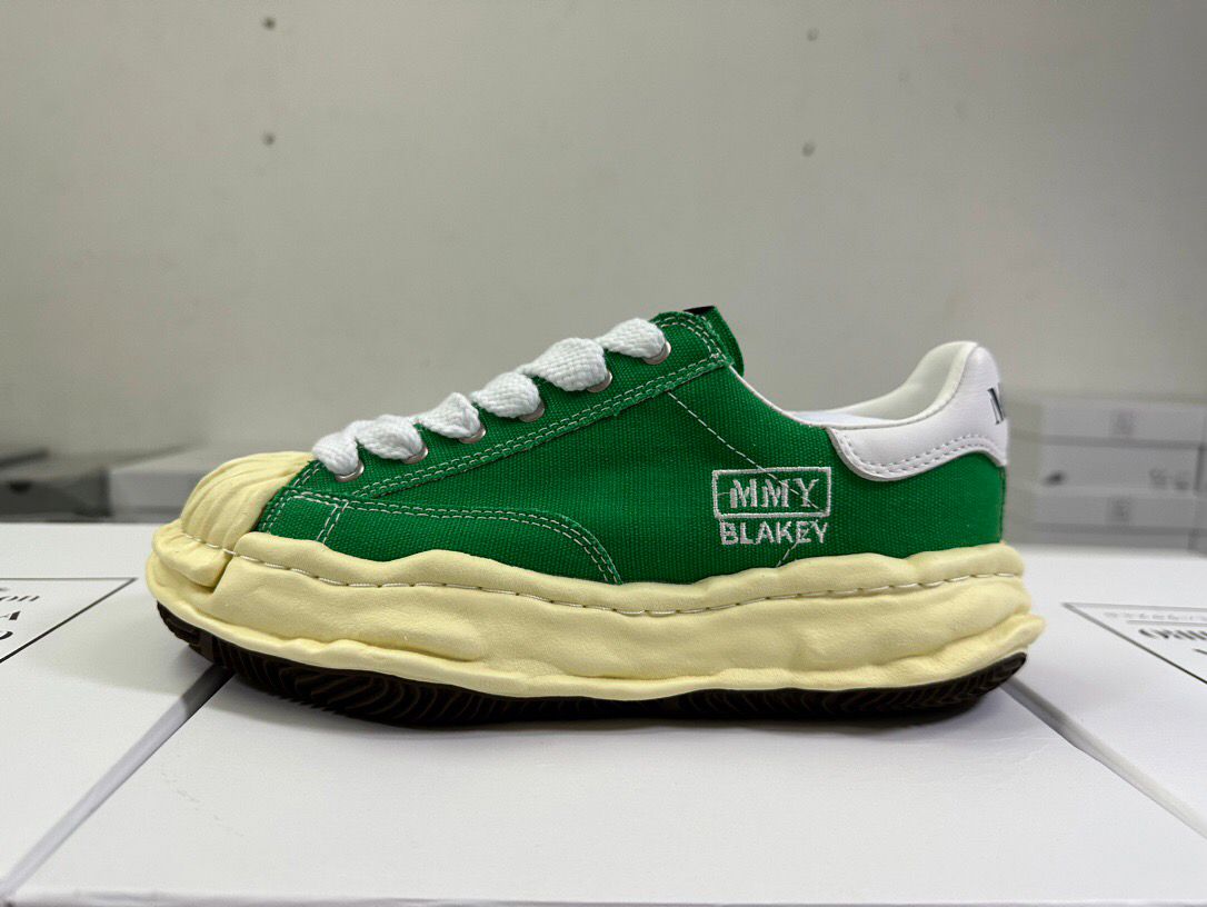 MMY BLAKEY GREEN