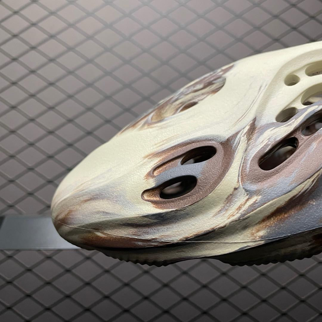 Adidas Yeezy Foam Runner Clay Cream