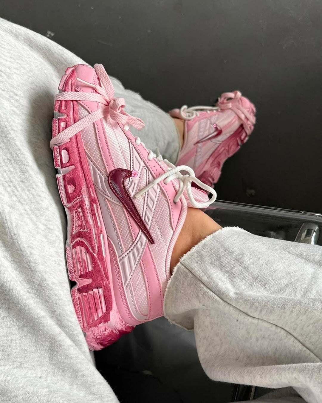Nike initiator rose