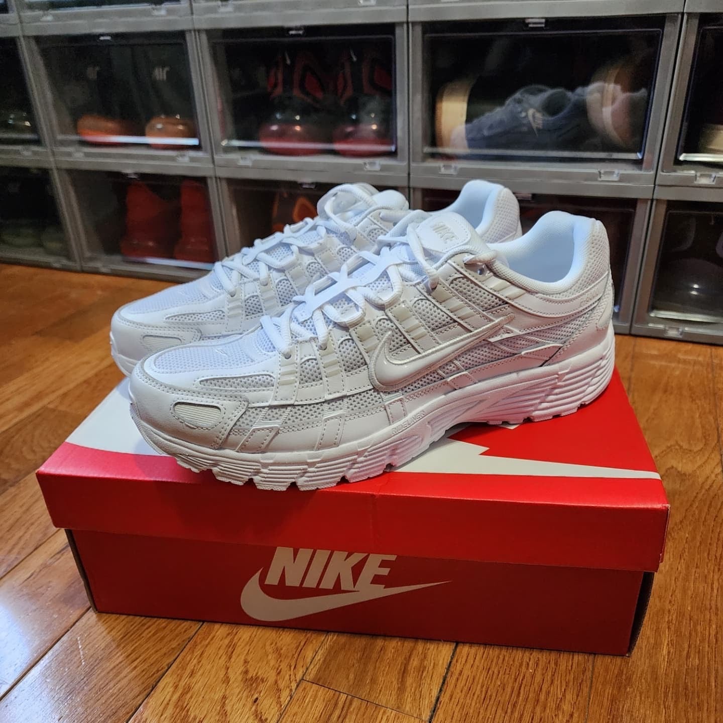 Nike p6000 triple white