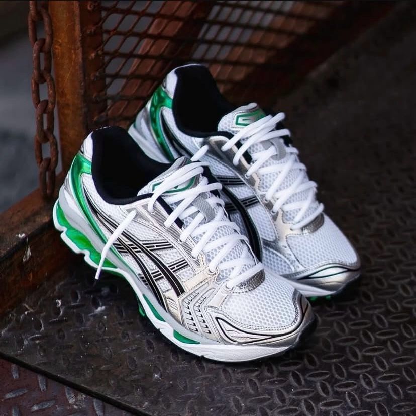 Asics (Limited Edition)