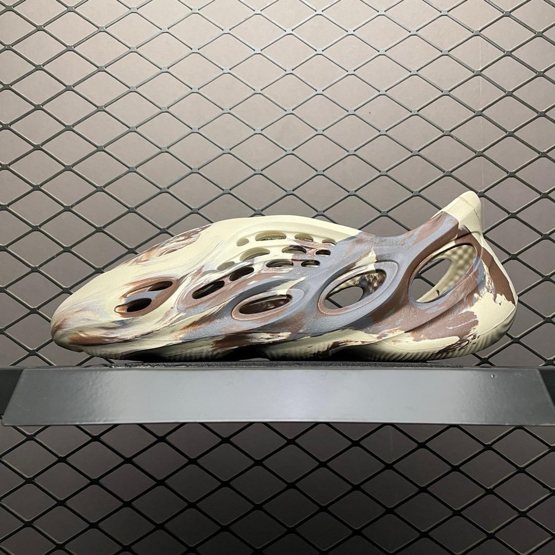 Adidas Yeezy Foam Runner Clay Cream