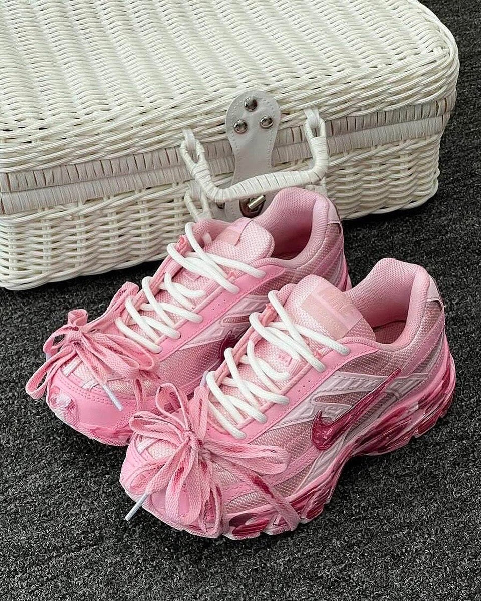 Nike initiator rose