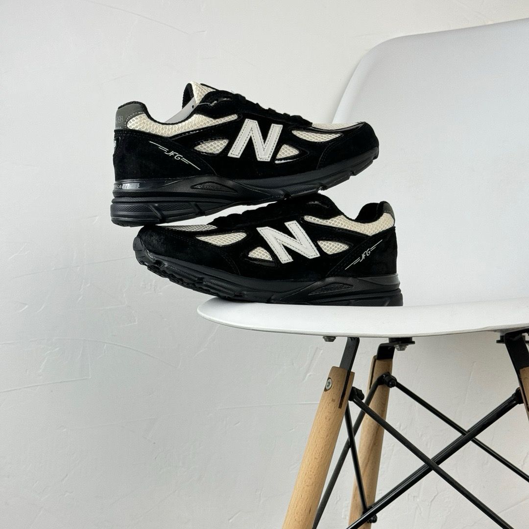 990 Joe Freshgoods Black