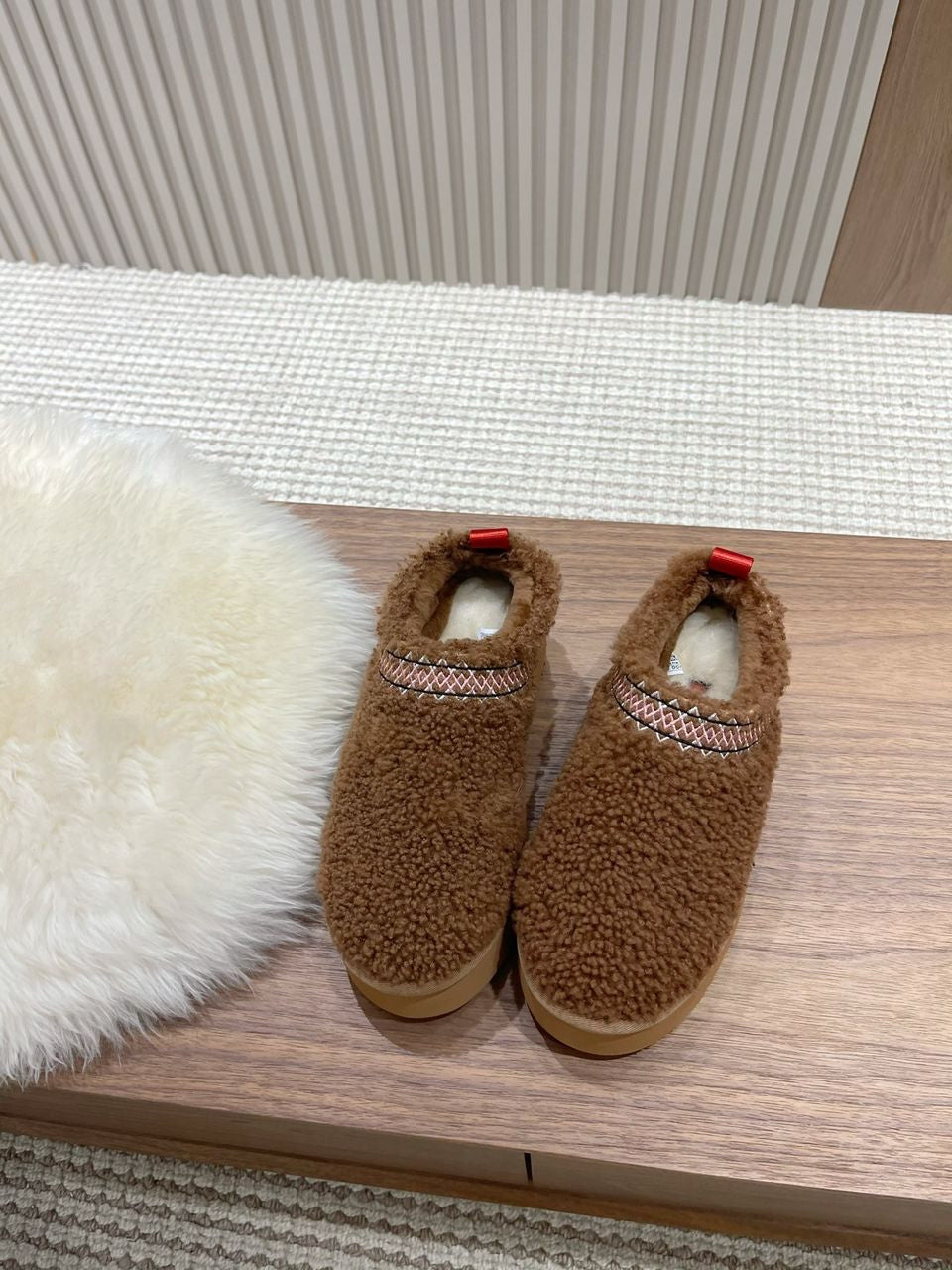 Ugg All Brown