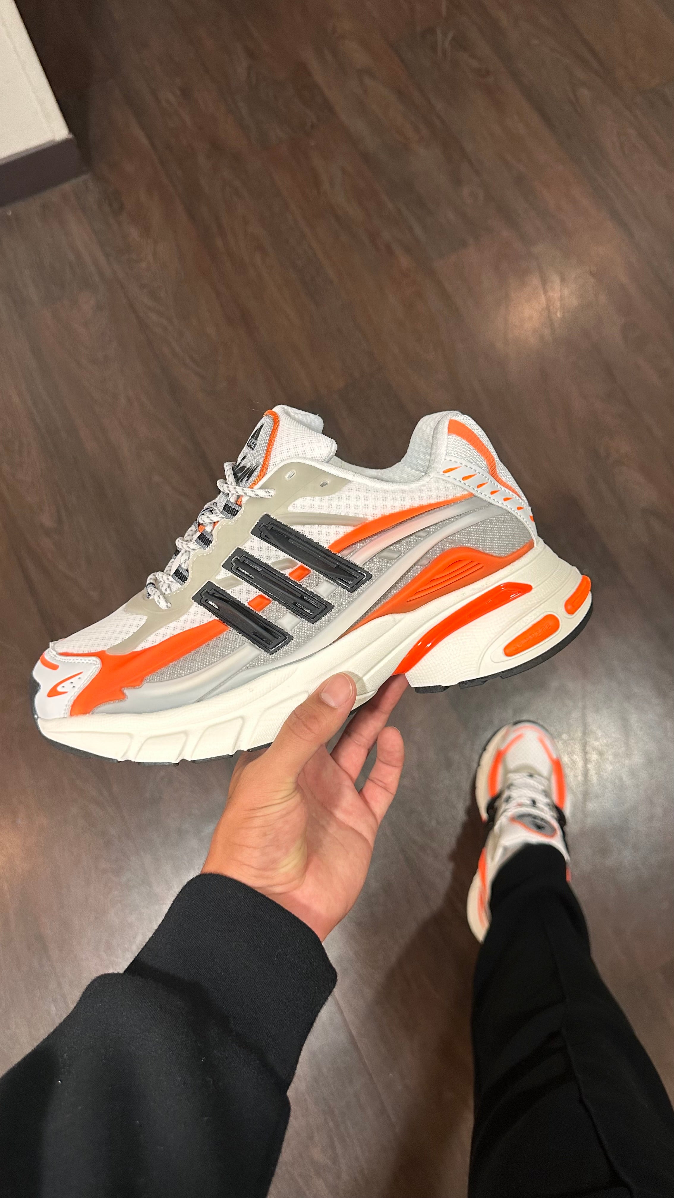 Adidas Adistar Jellyfish Pharrell Williams Focus Orange olive