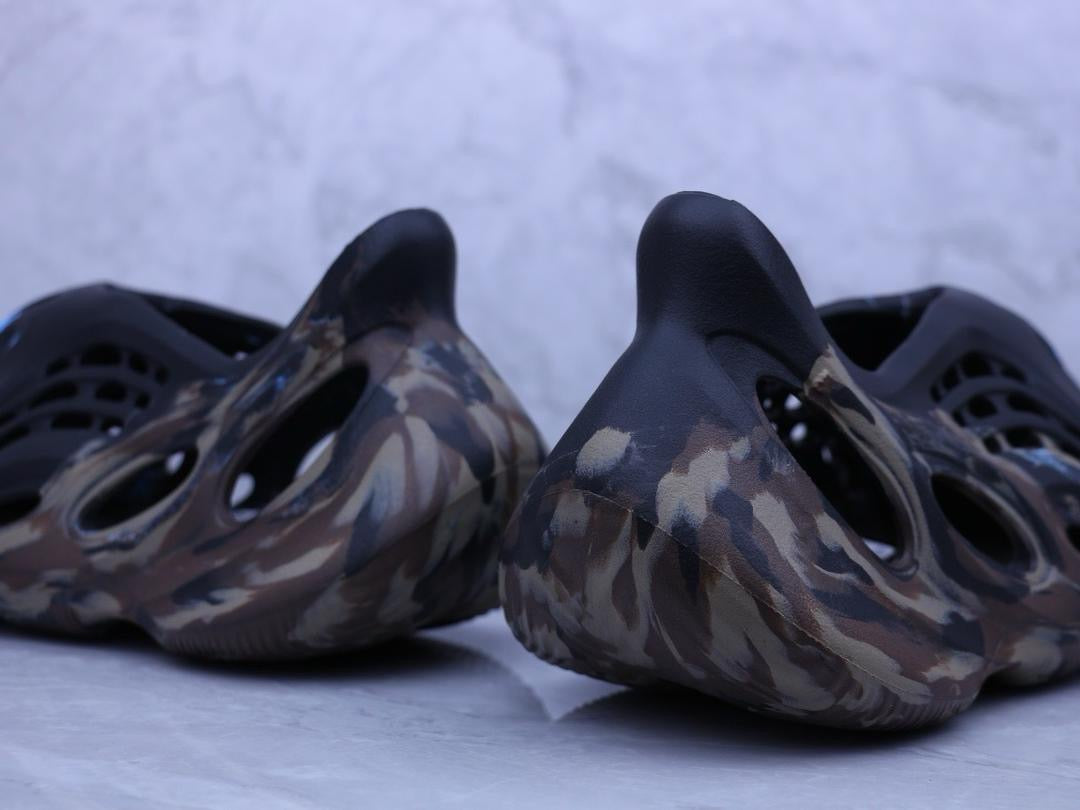 Adidas Yeezy Foam Runner