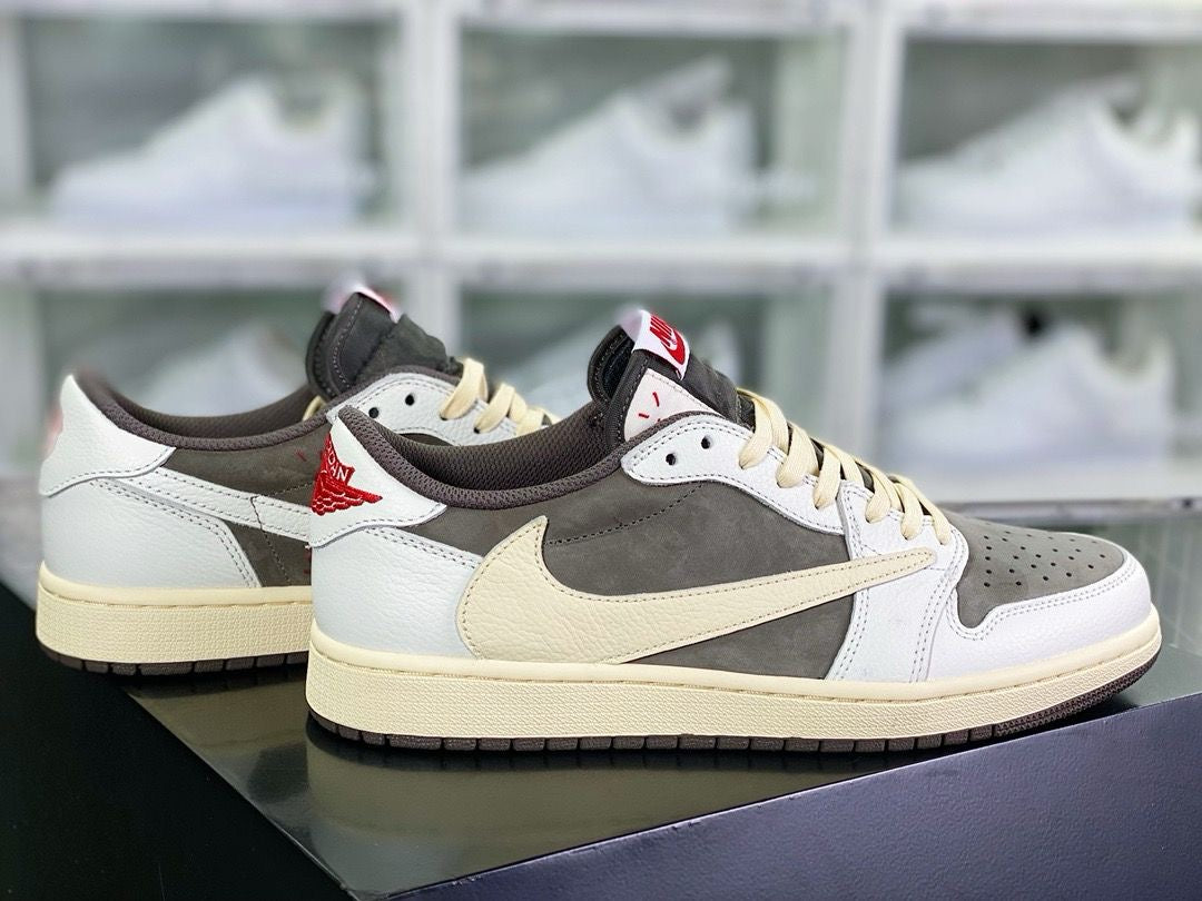 Travis Scott X Jordan 1 Low Mocha