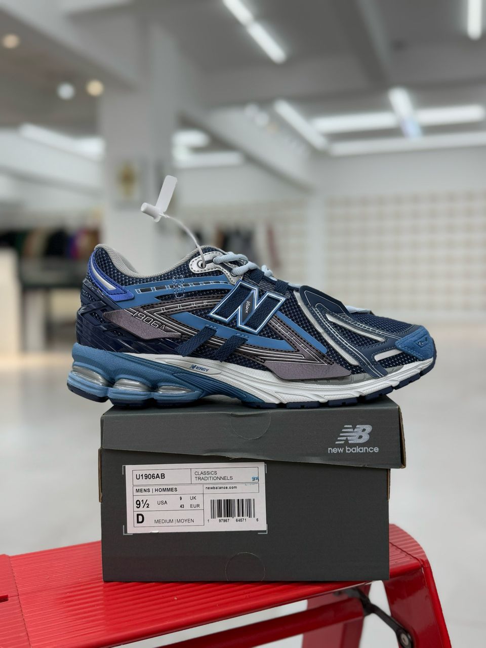 1906a New Balance Deep Blue