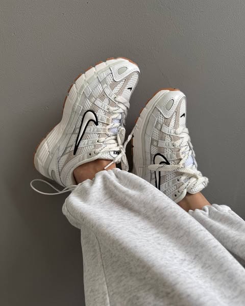 Nike Zoom Vomero 5 Full White