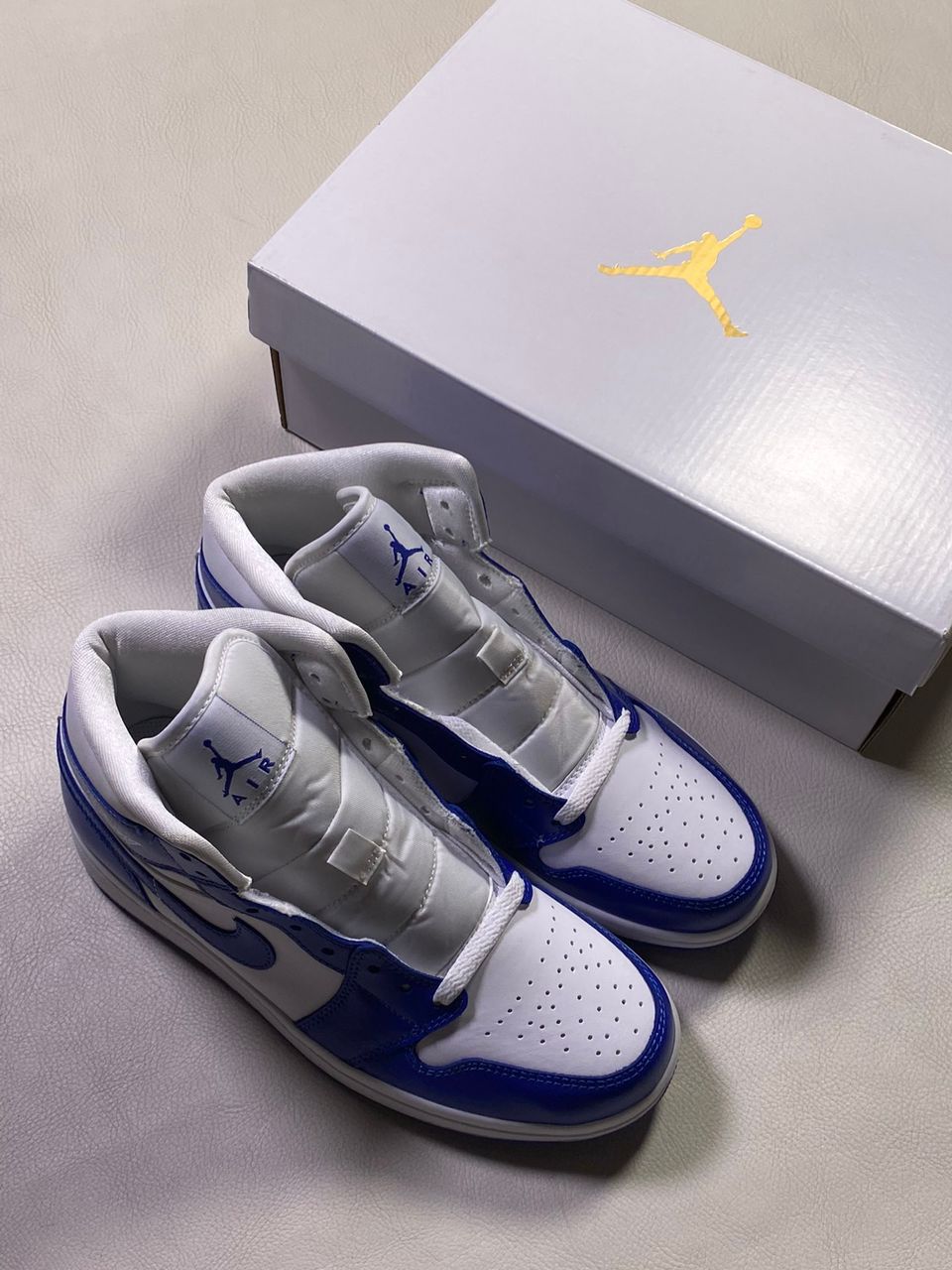 Sneakers - Air Jordan 1 Blue