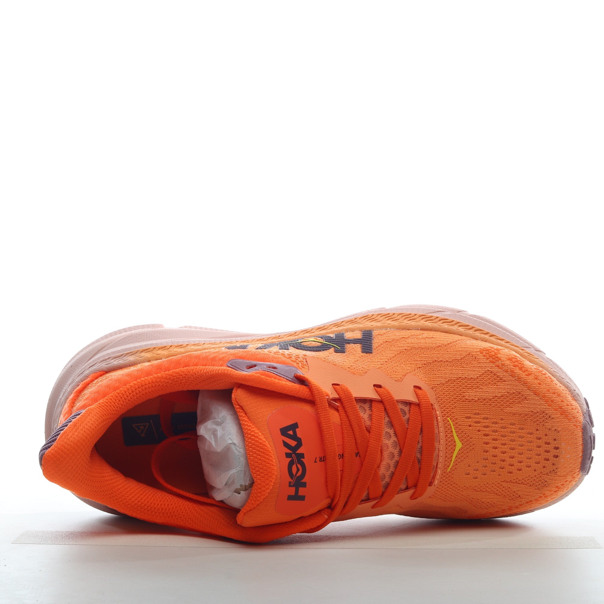Hoka One One Challenger Art 7