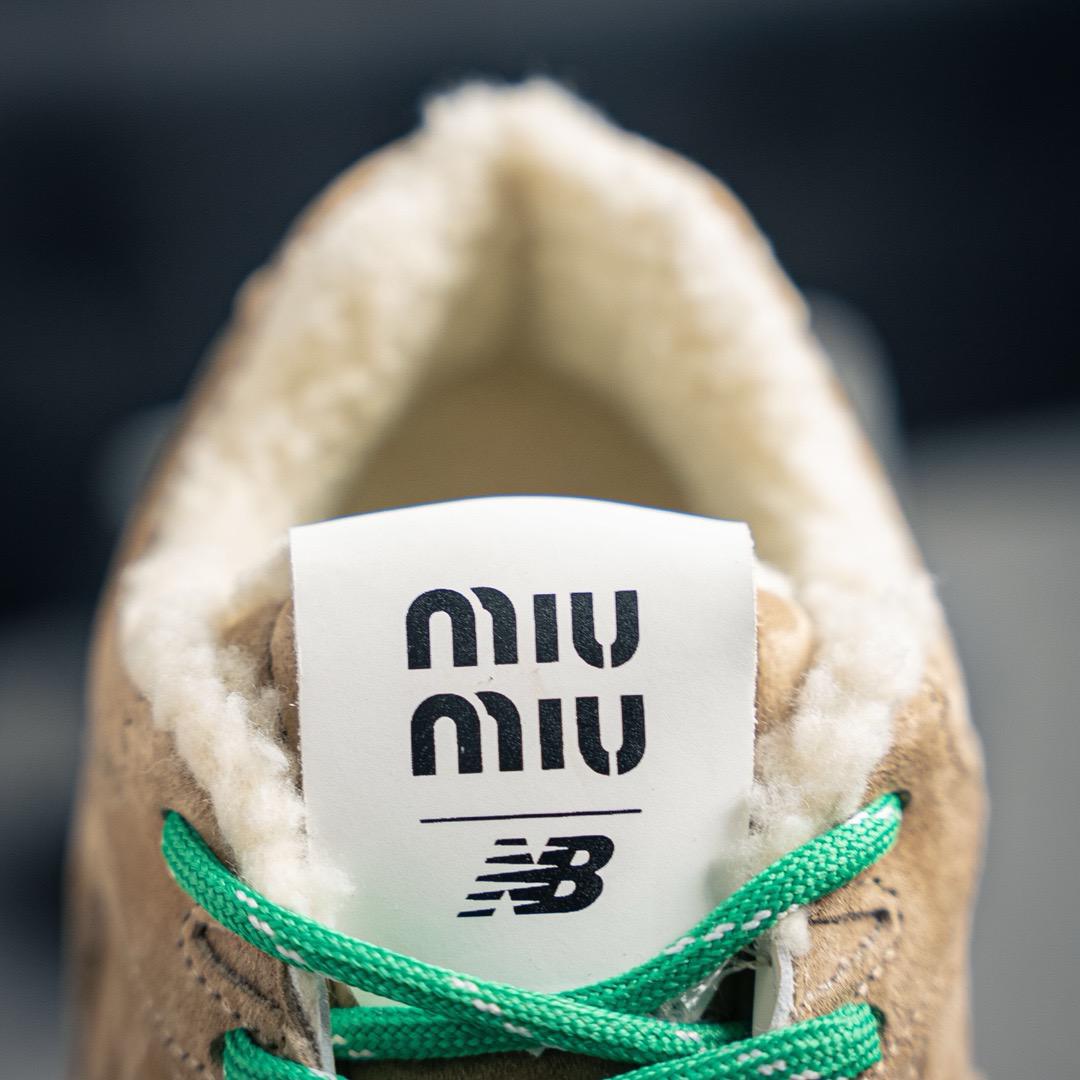 New Balance Miu Miu Beige Winter Ecru Shearling