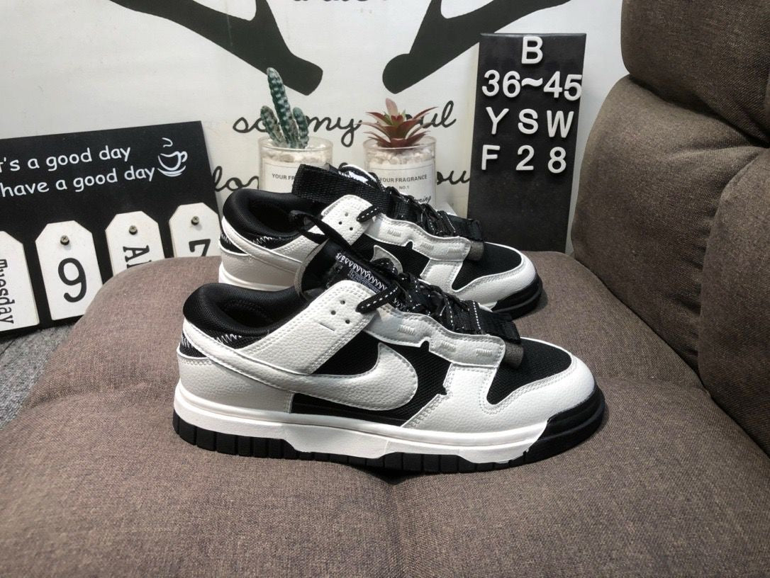 Nike Air Dunk Jumbo Black & White