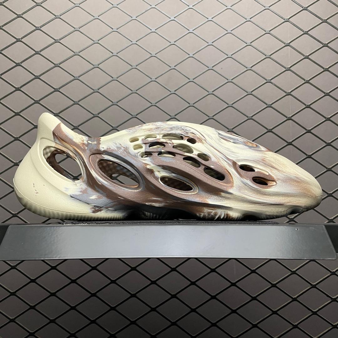 Adidas Yeezy Foam Runner Clay Cream