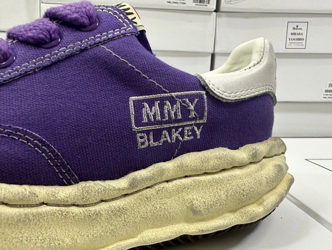MMY BLAKEY Violet