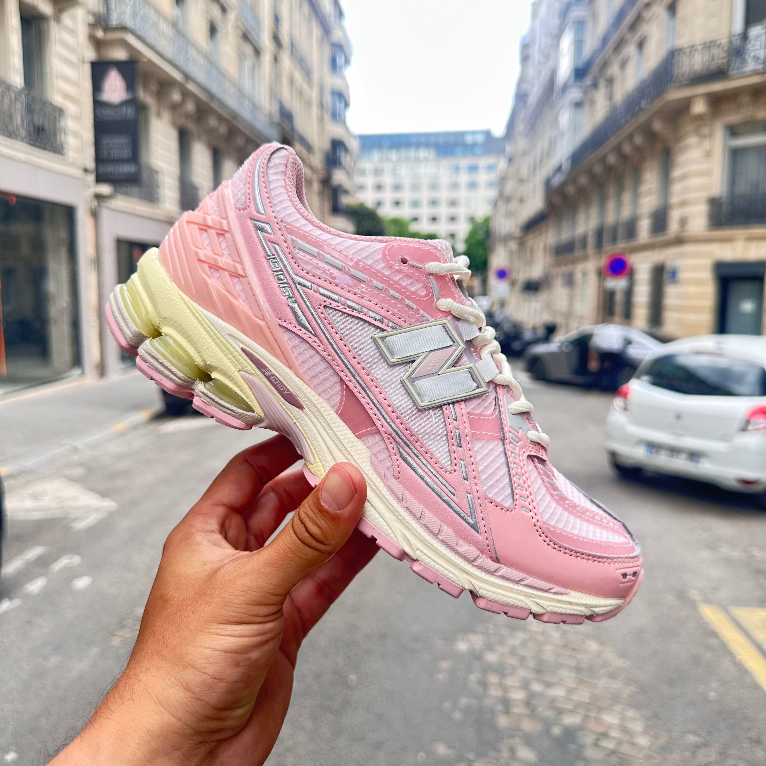 New Balance 9060 Pink Air
