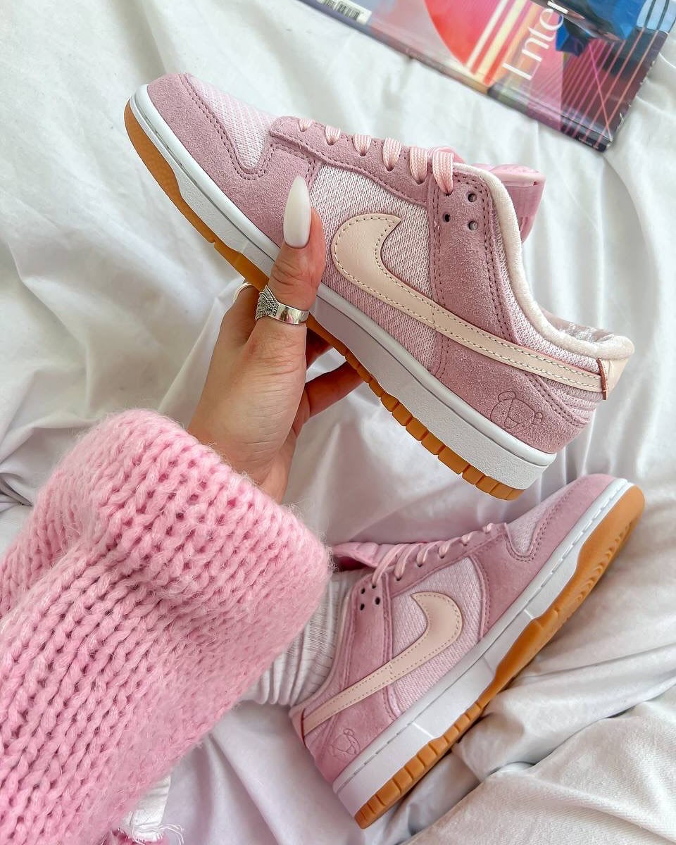 Dunk Pink 2025