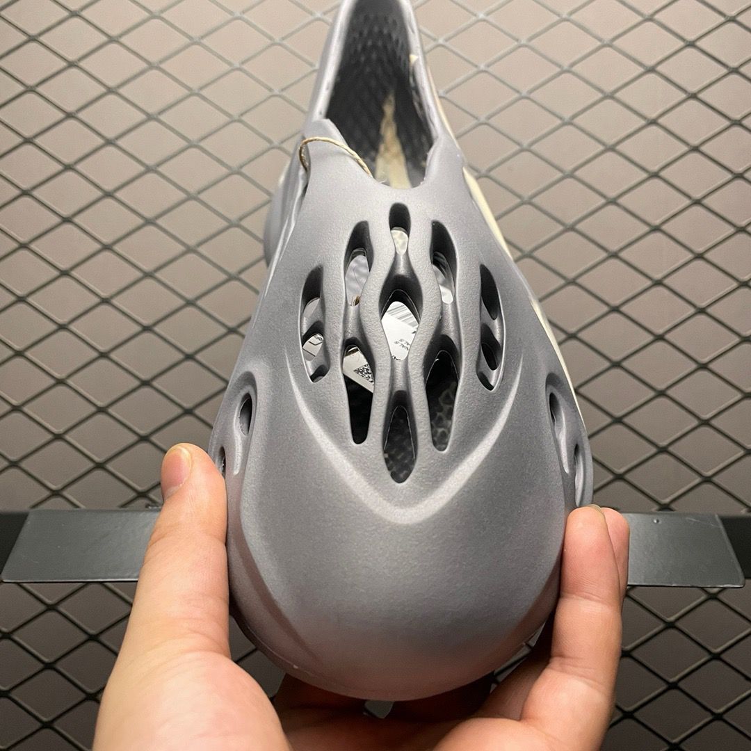 Adidas Yeezy Foam Runner Onyx