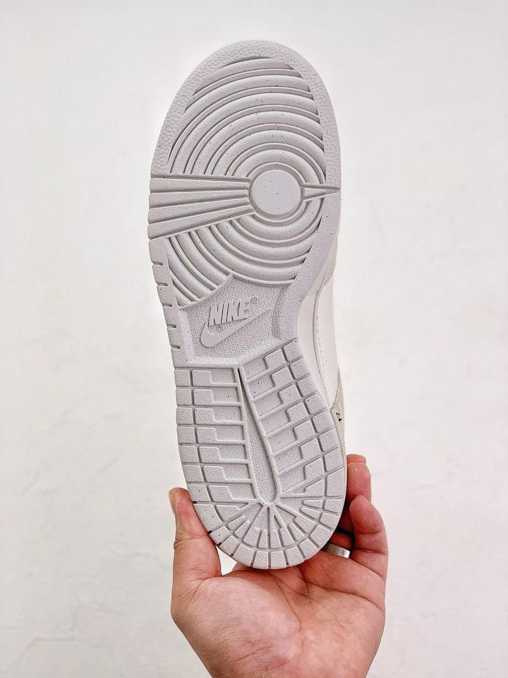 Nike dunk low disrupt 2 pale ivory