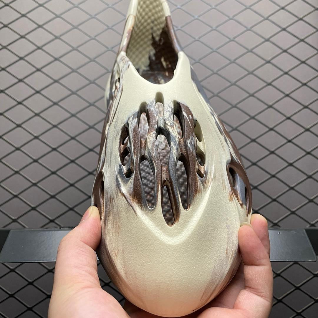 Adidas Yeezy Foam Runner Clay Cream