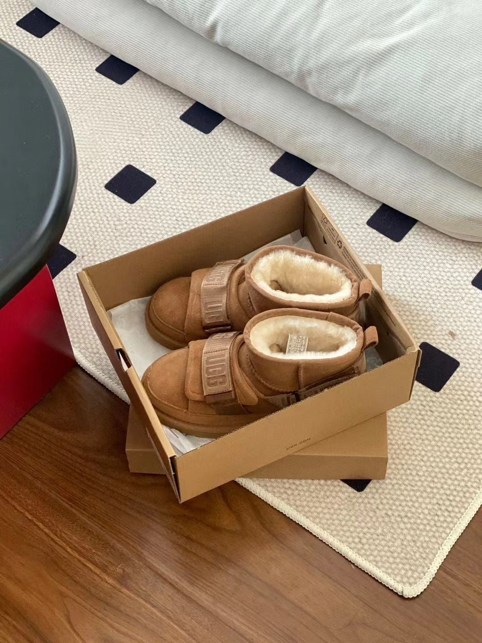 Ugg Low waist boot lase brown