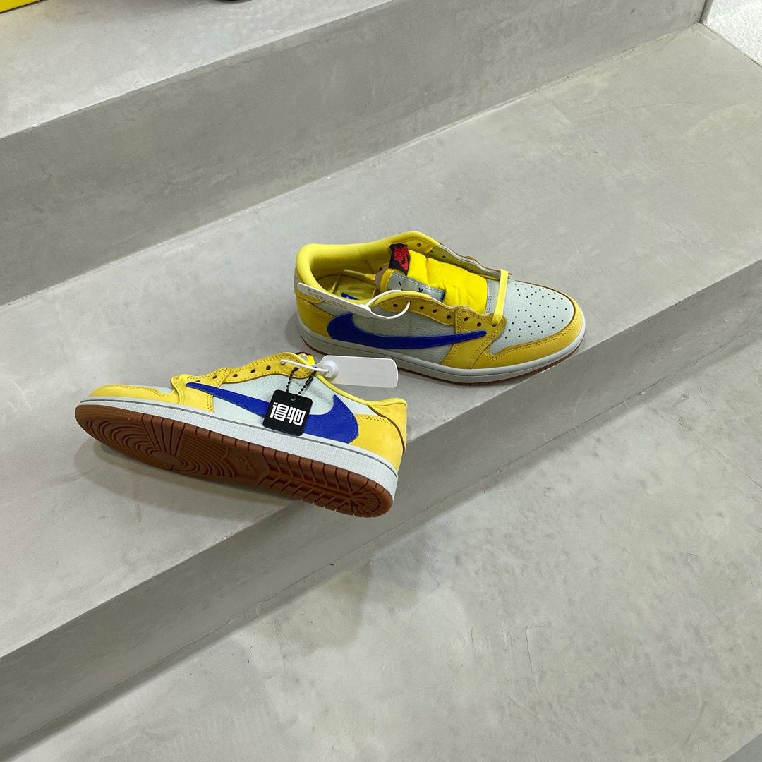 Travis Scott X Air Jordan 1 Low Og "Canary (Elkins)"