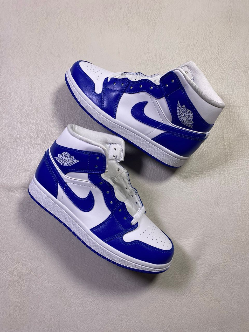 Sneakers - Air Jordan 1 Blue