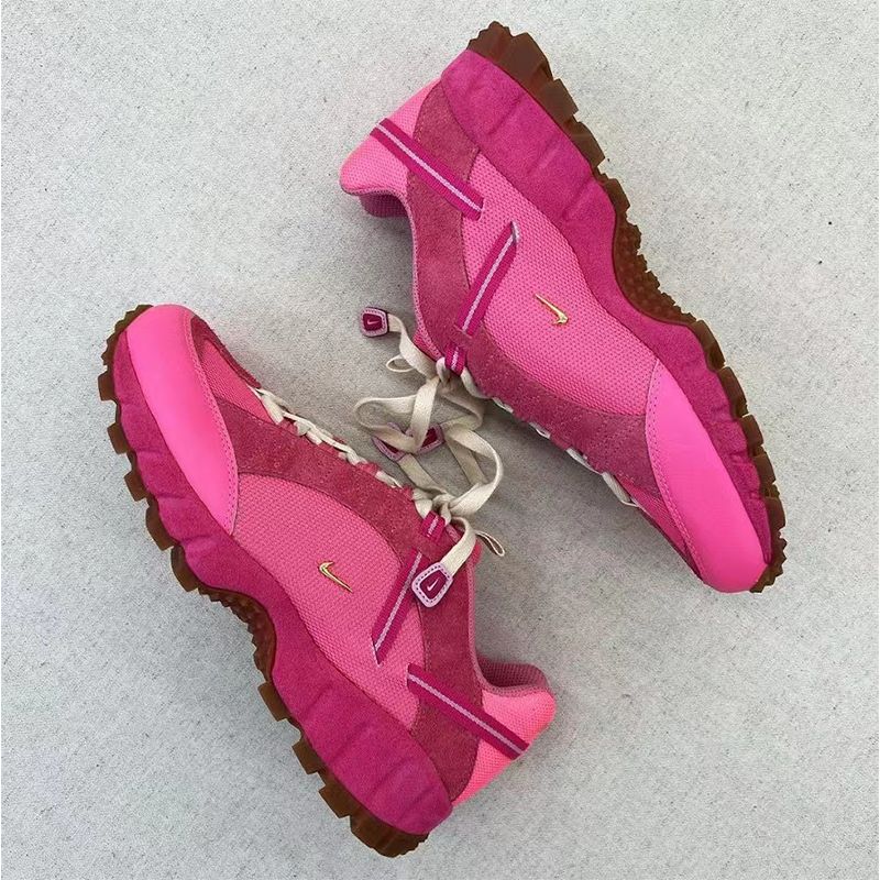 Jacquemus X Nike (limited edition)