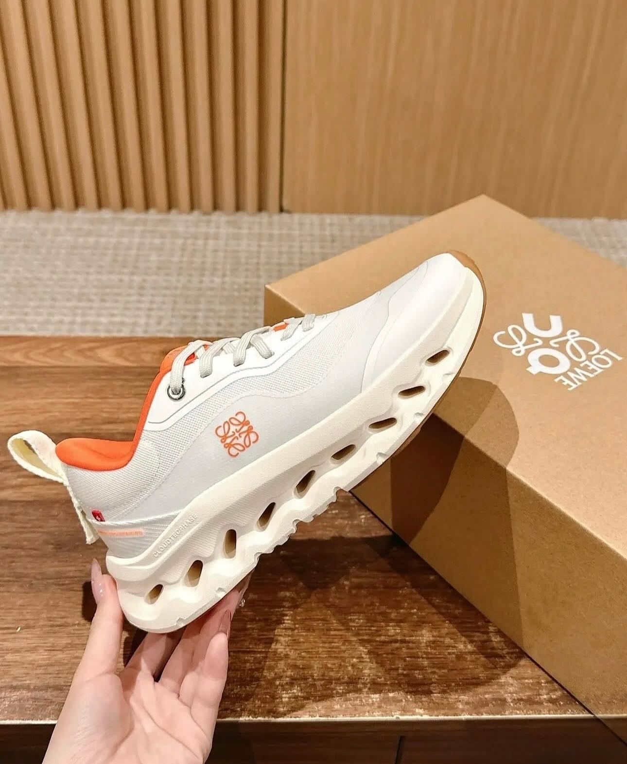 On Running Cloudtilt 2 LOEWE White Orange