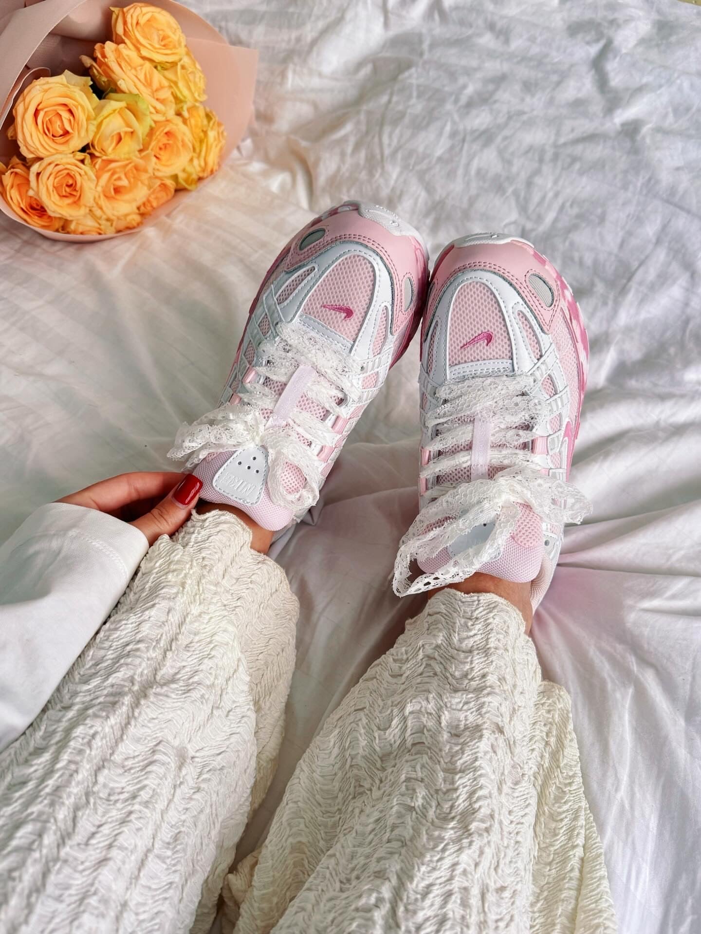 Nike initiator rose II