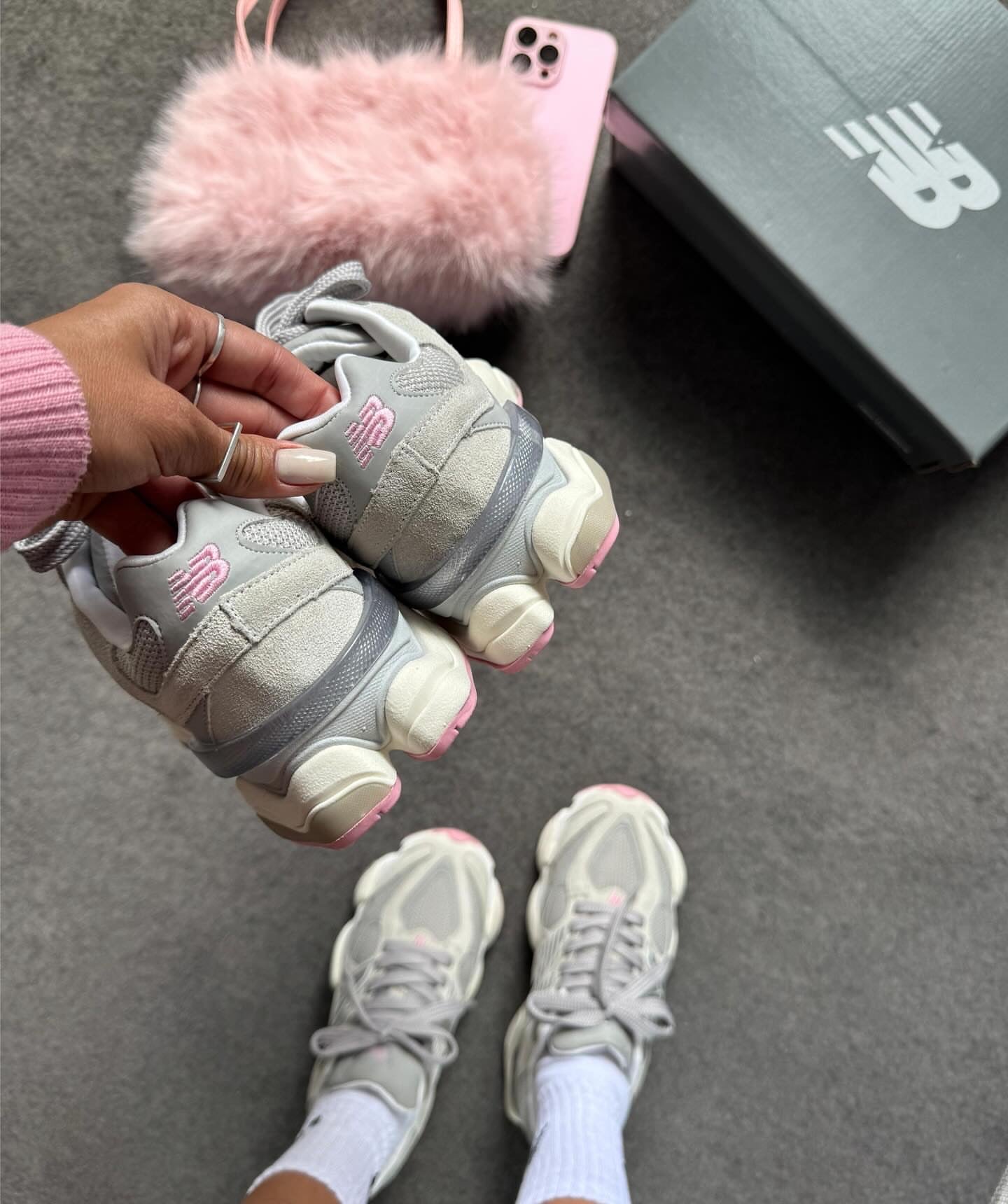 9060 New Balance White 2025