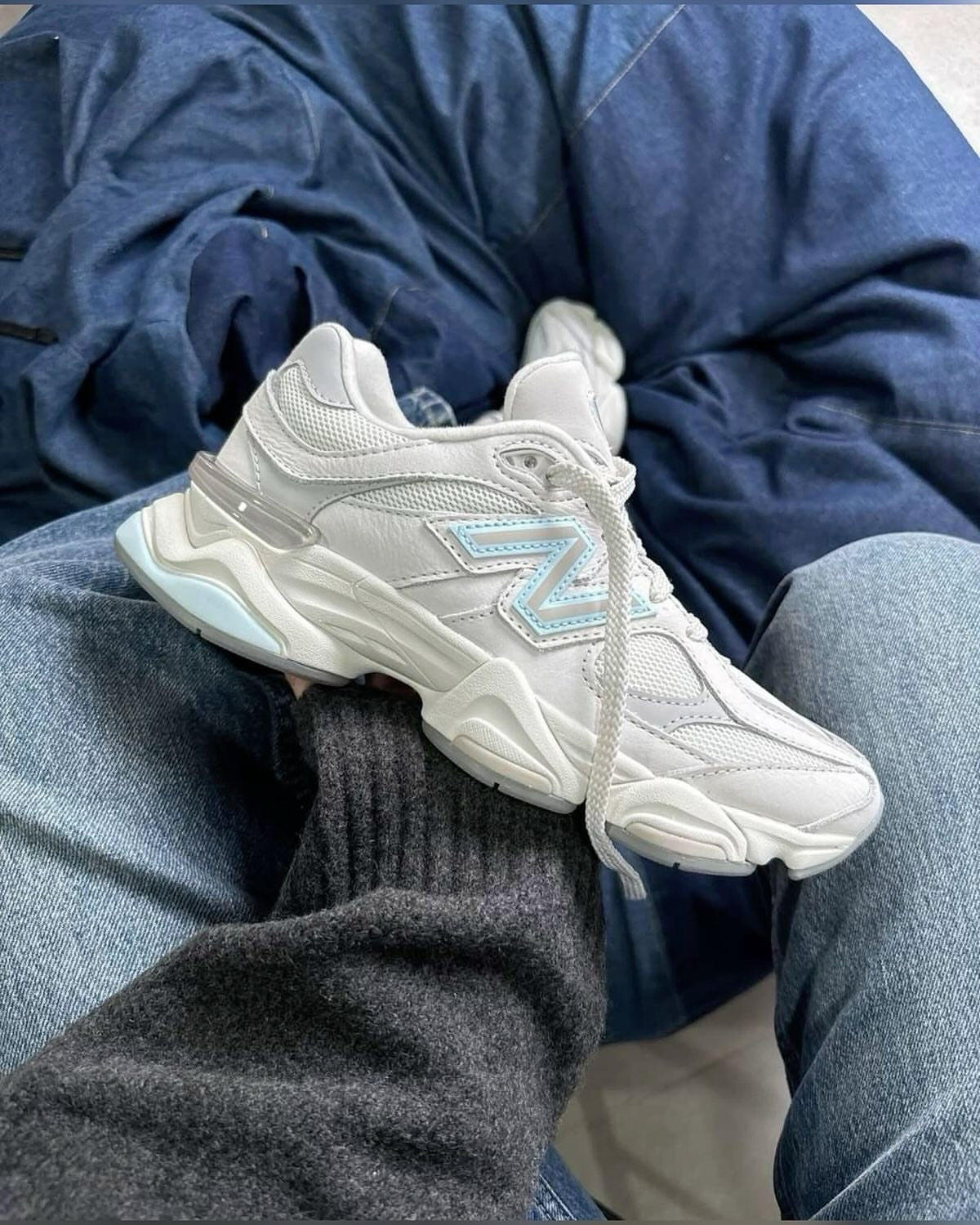 9060 New Balance White 2025