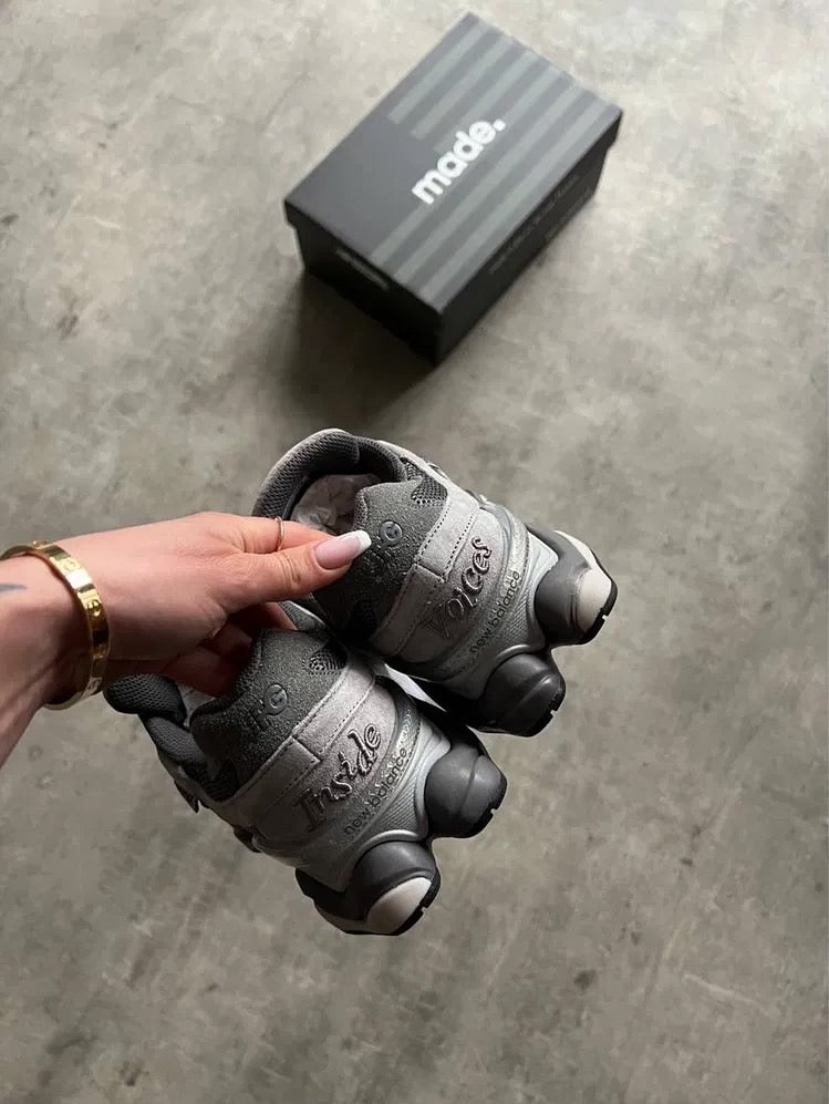 9060 New Balance White 2025