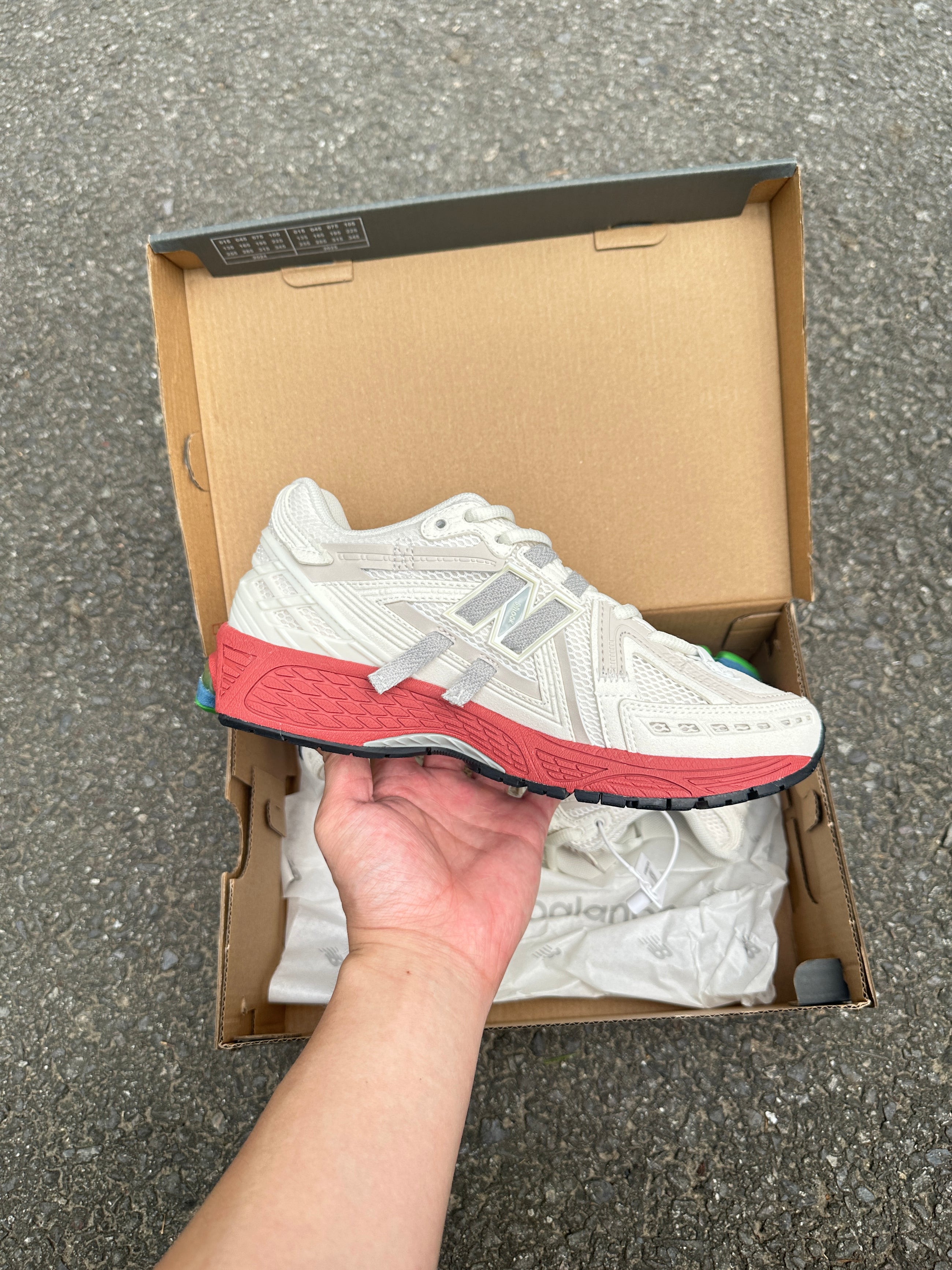 1906a New Balance White Color 2025