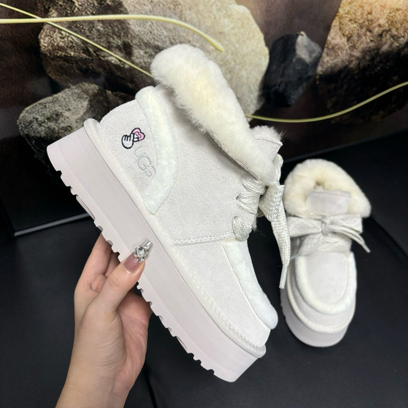 UGG Platform Blanche