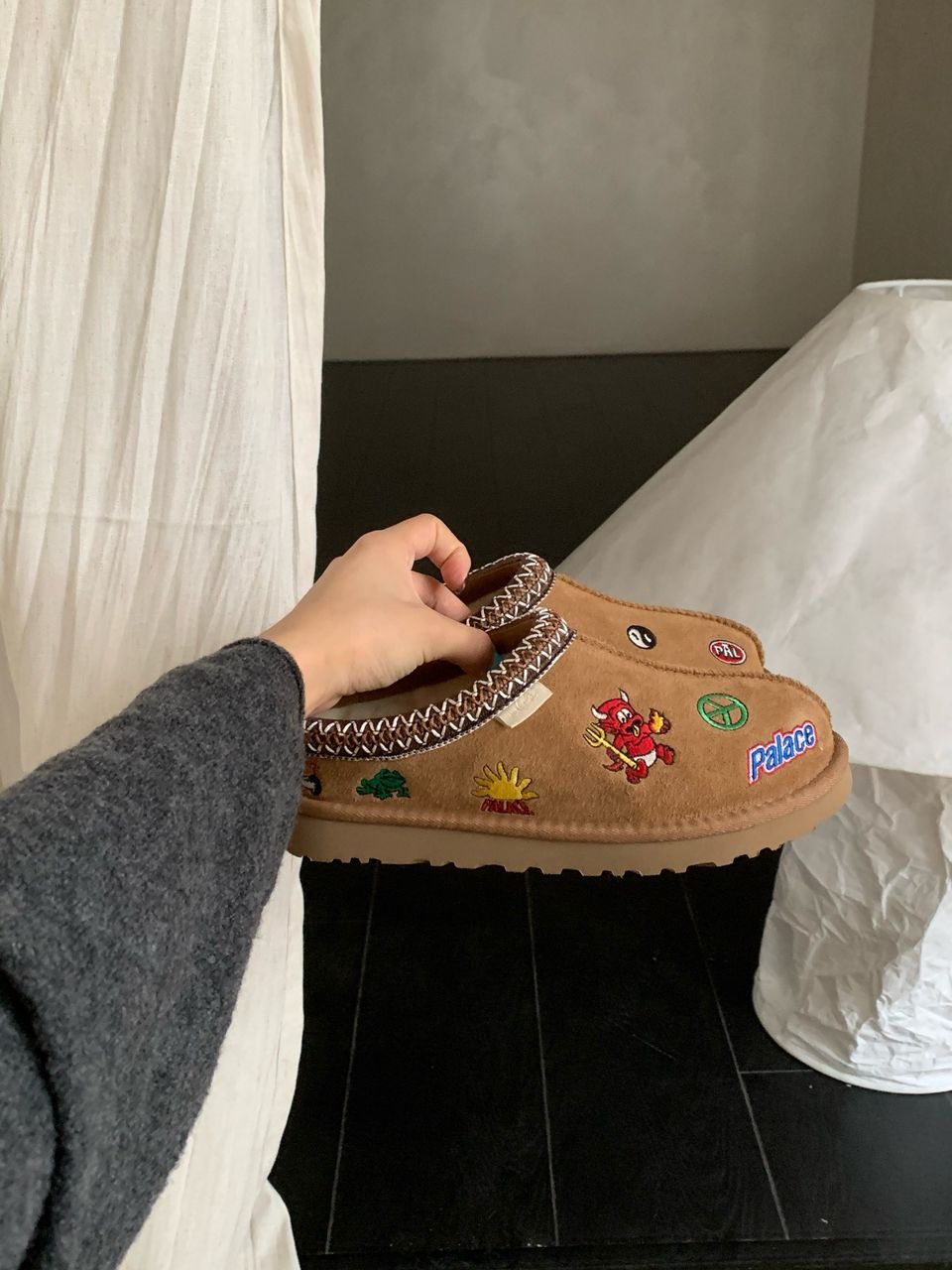 UGG Tasman – chestnut patches