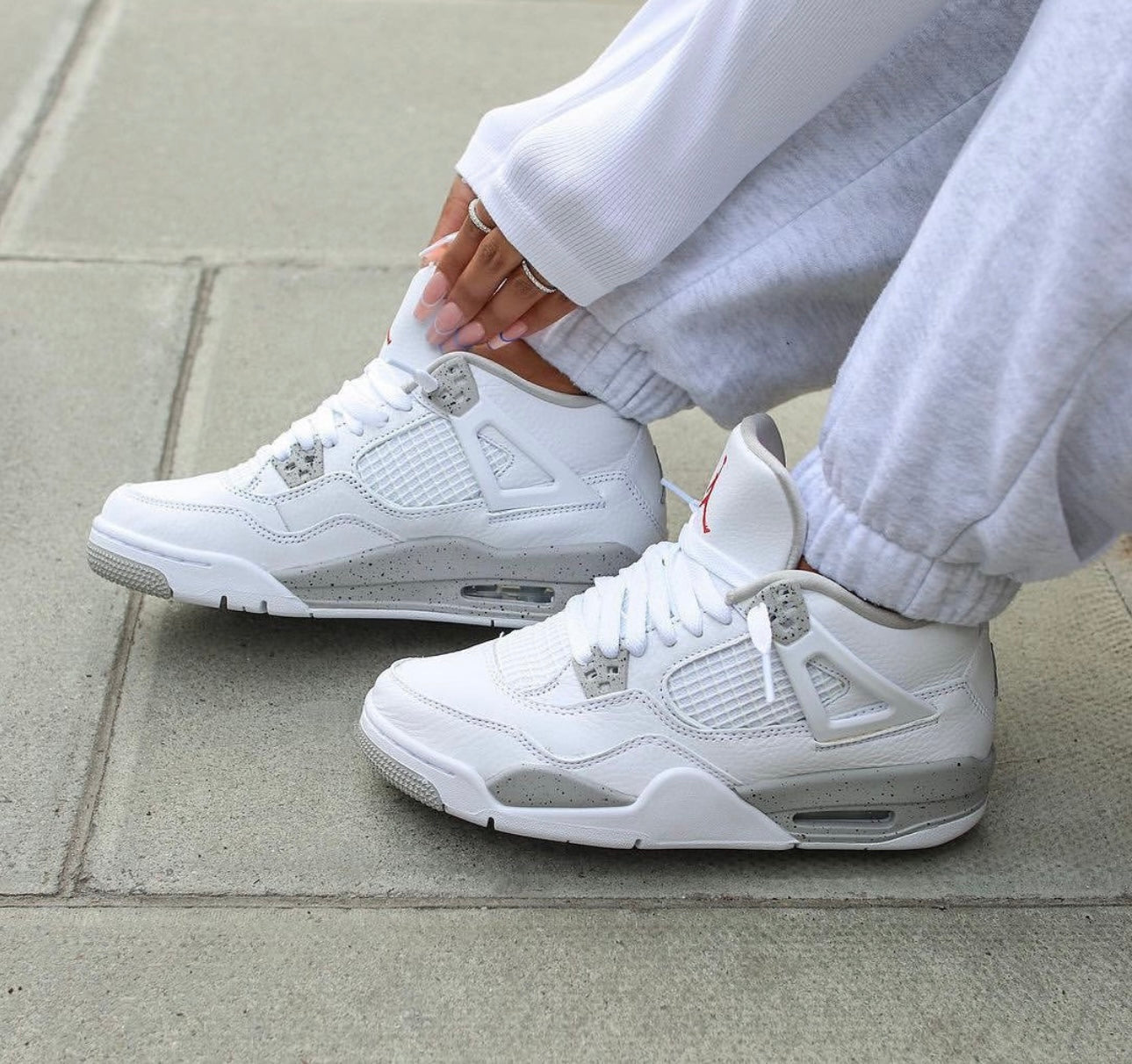 Sneakers - Jordan Retro 4 Gray