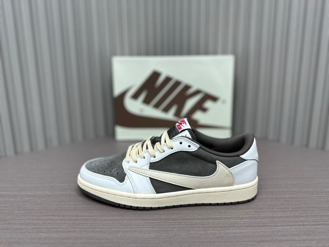 Travis Air Jordan 1