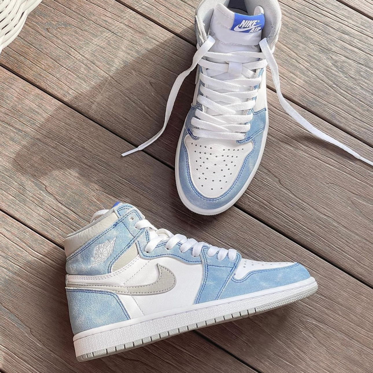 Sneakers - Air Jordan 1 Retro High Og Hyper Royal