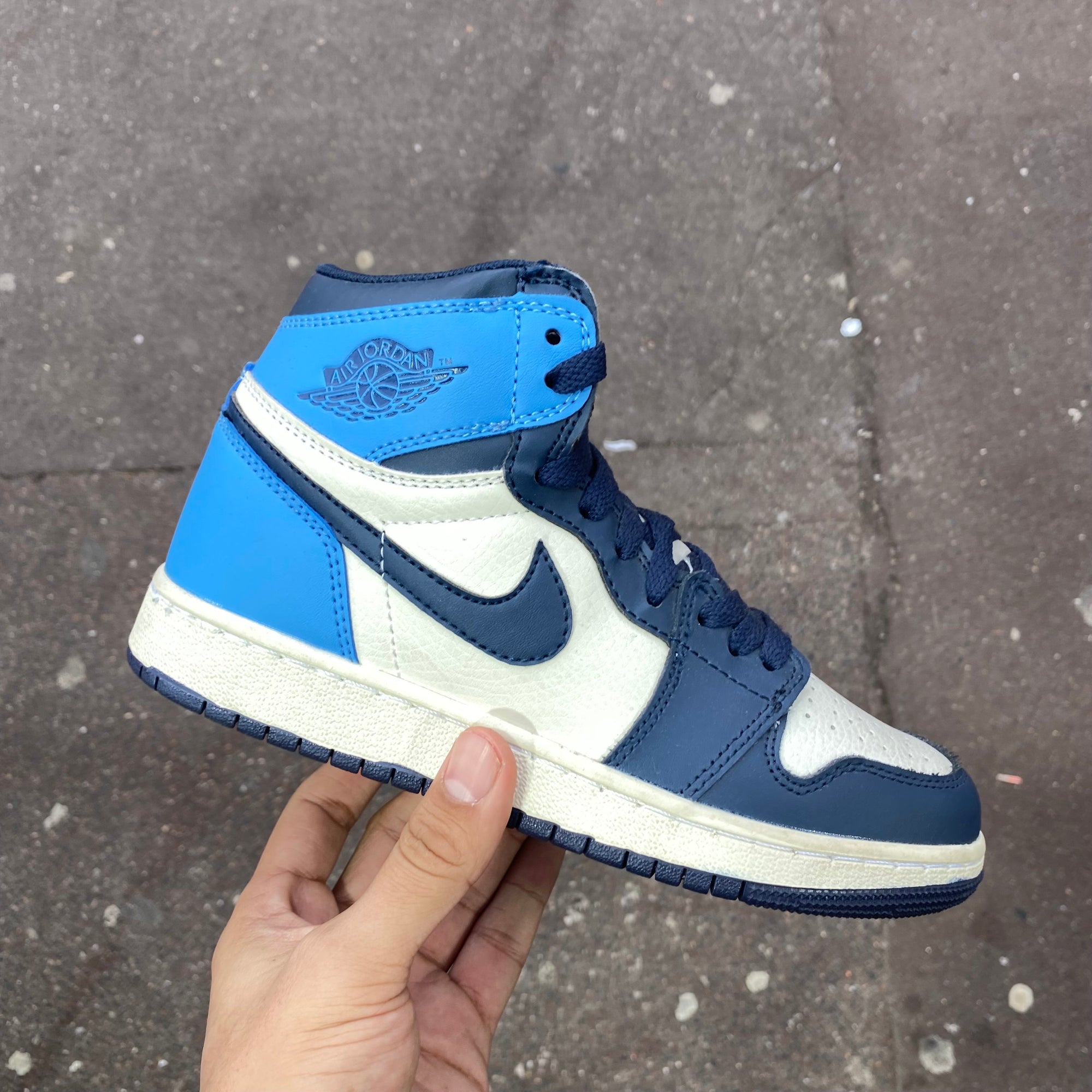 Sneakers - Air Jordan 1 Blue