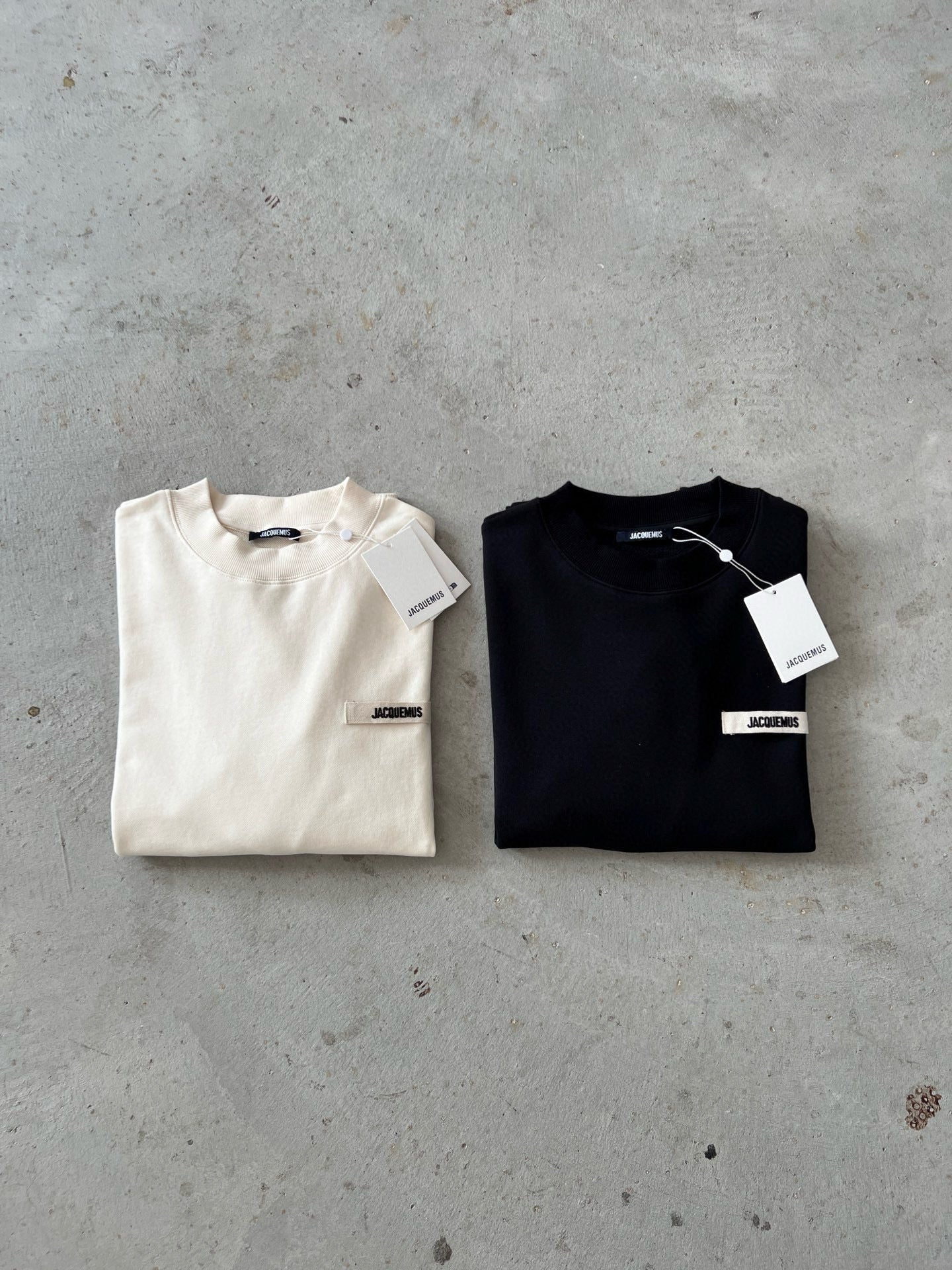 Jacquemus Sweatshirt Noir (vente privée)