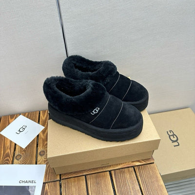 Ugg Black November 23