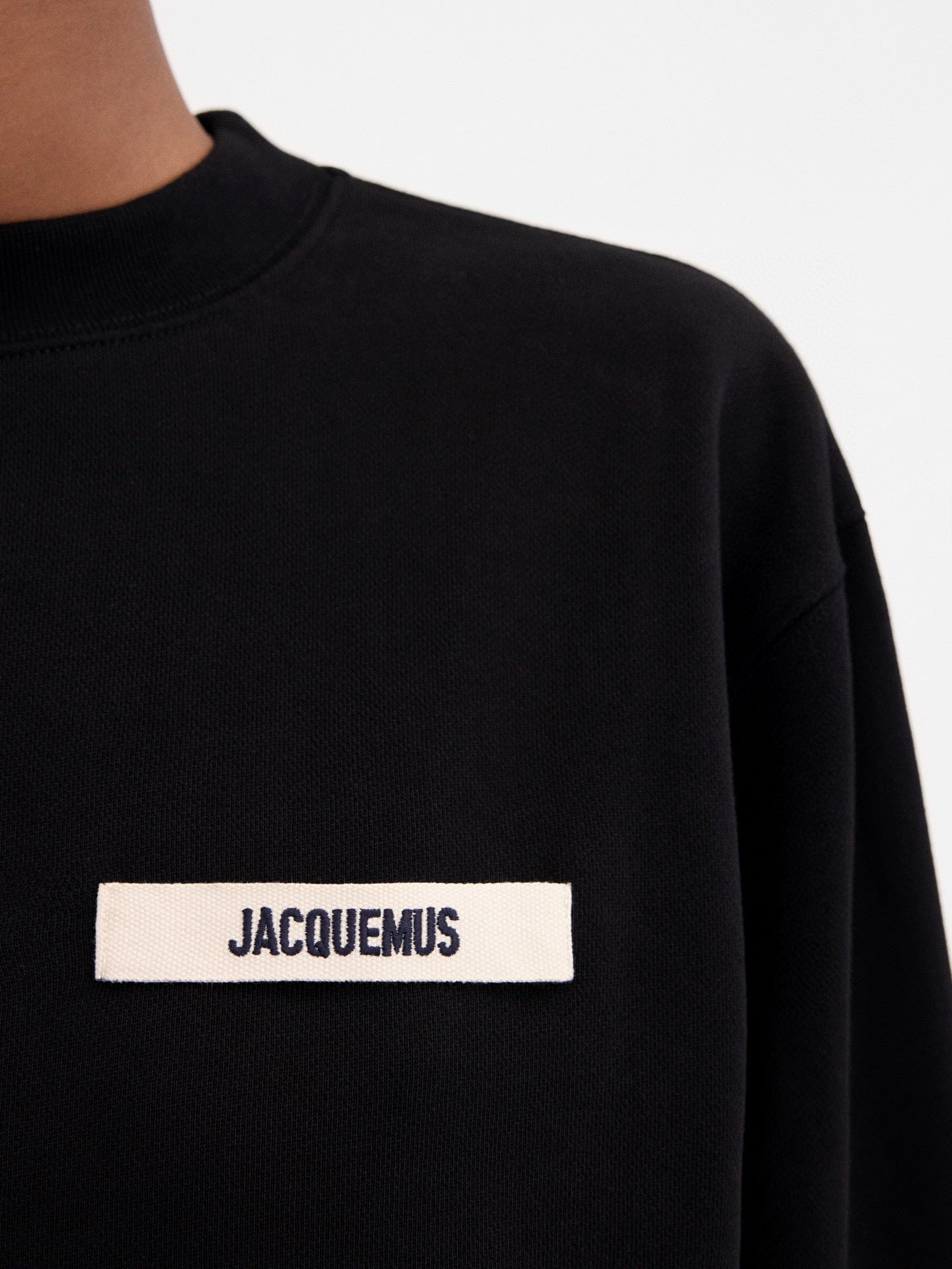 Jacquemus Sweatshirt Noir (vente privée)