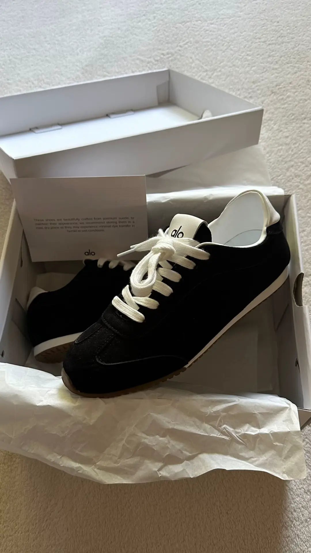 ALO sneakers sunset
